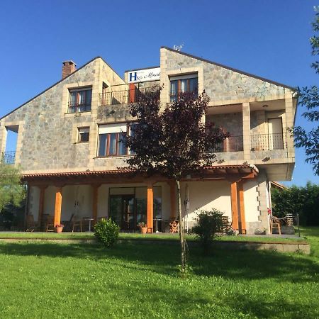 Hosteria La Moraleja Solares Εξωτερικό φωτογραφία