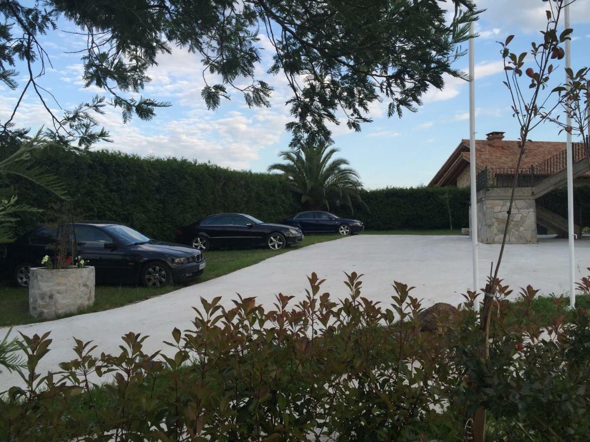 Hosteria La Moraleja Solares Εξωτερικό φωτογραφία